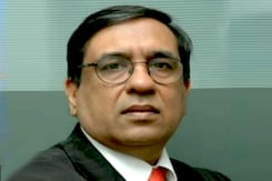 Activist Firm Questions Cairn India Loan Deal Activist Firm Questions Cairn India Loan Deal