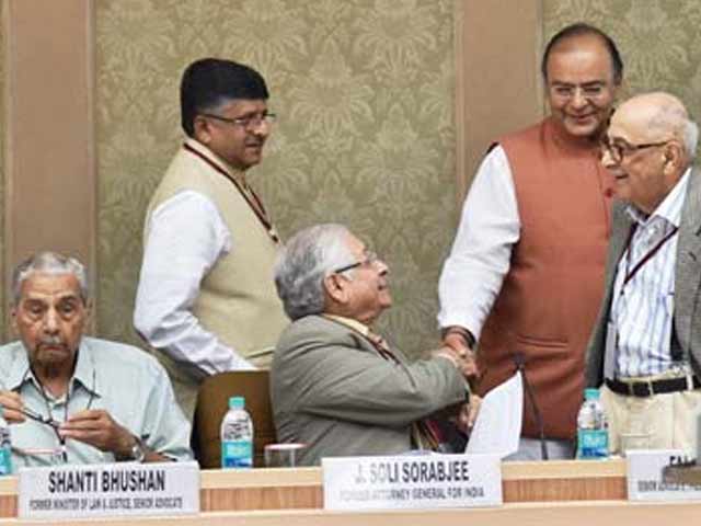 Top Judges Agree With Government: 'Collegium System Must Go'