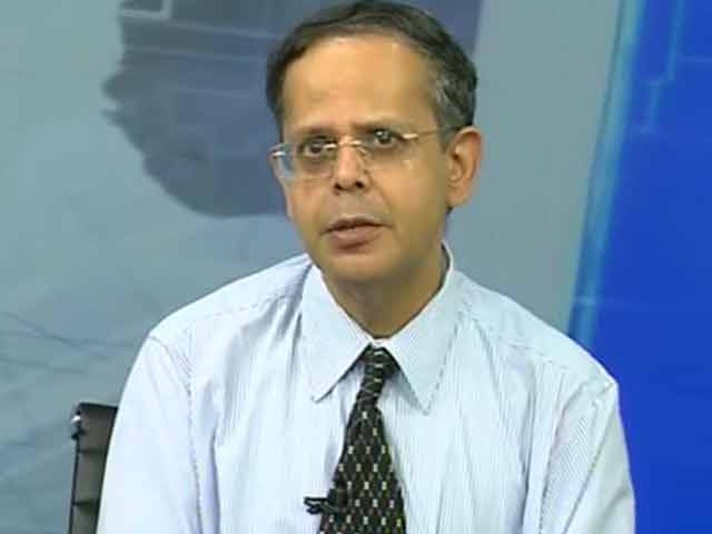 Video : Disinvestment Key to Meeting Fiscal Target: Axis Bank
