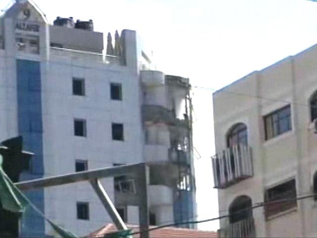 Video : Fear, Panic in Gaza as Abandoned Building Pounded Again