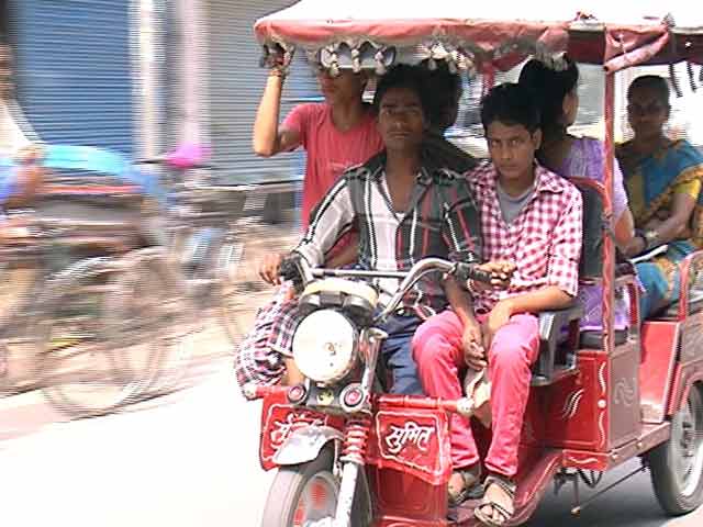 दिल्ली हाईकोर्ट ने ई-रिक्शा पर लगी रोक हटाने से इनकार किया