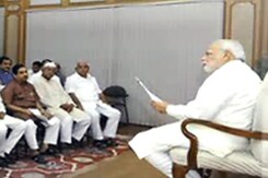 महंगाई के मामले में हालात सुधरे हैं : पीएम मोदी महंगाई के मामले में हालात सुधरे हैं : पीएम मोदी