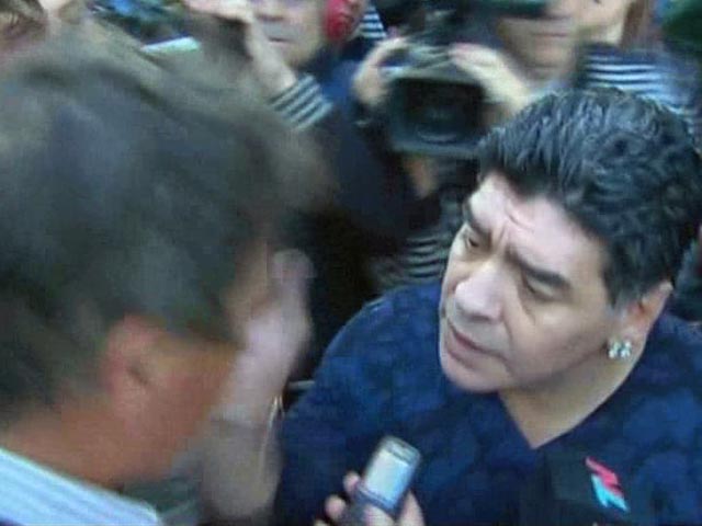 Diego Maradona Slaps Journalist for 'Winking'