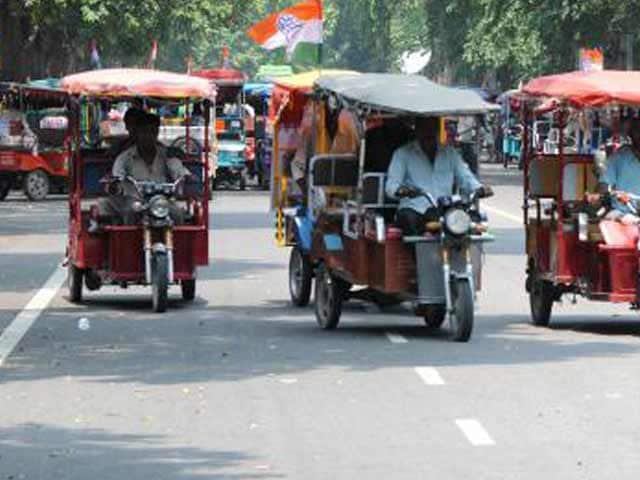Video : दिल्ली में ई-रिक्शा पर रोक जारी रहेगी