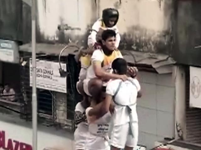 दही-हांडी फोड़ने वालों में नहीं होंगे नाबालिग : बॉम्बे हाईकोर्ट