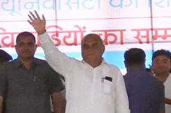 खेल से खिलवाड़ : इनाम में मिला खाली लिफ़ाफ़ा खेल से खिलवाड़ : इनाम में मिला खाली लिफ़ाफ़ा