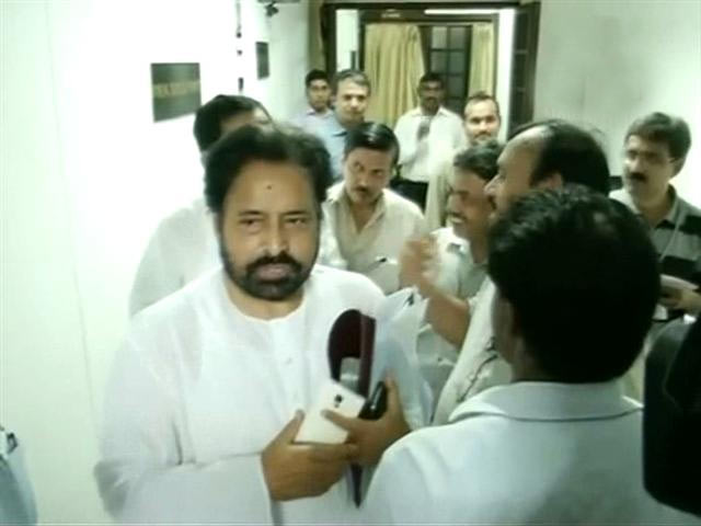 Whose Room Is It? In Fight Between Lawmakers, Speaker Steps In