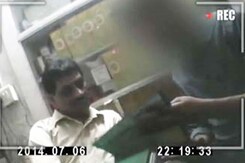 एनडीटीवी की खबर का असर : एक डॉक्टर गिरफ्तार एनडीटीवी की खबर का असर : एक डॉक्टर गिरफ्तार