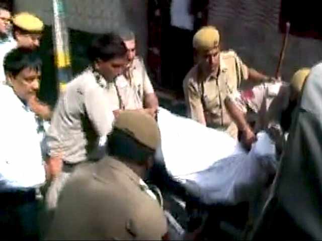 दिल्ली में भाई-बहन की हत्या