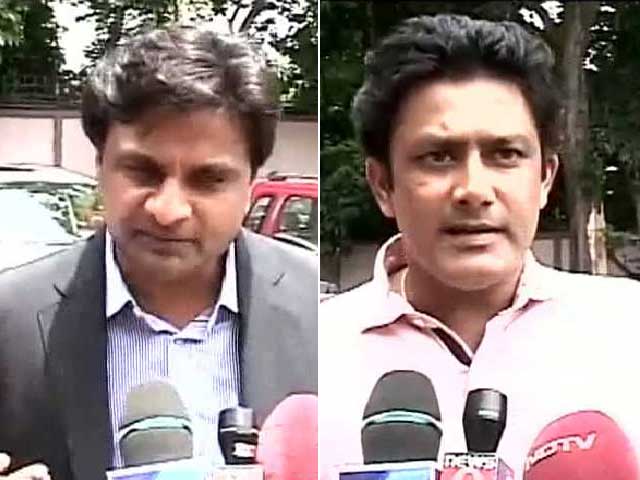Video : Anil Kumble, Javagal Srinath Walk Out of KSCA Meeting
