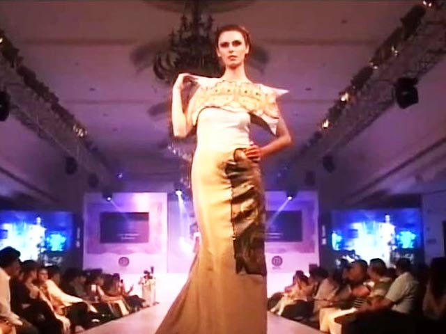 International Models Hit the Ramp in Violence-Hit Jammu and Kashmir