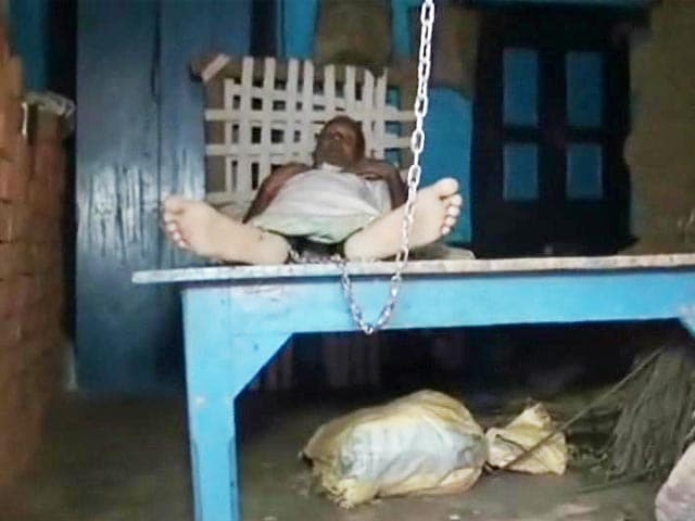 Video : Father and Son, Mentally Ill, Kept Chained for 20 Years