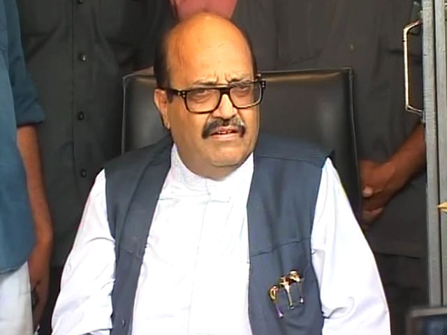 मुलायम जी से पारिवारिक संबंध हैं : अमर सिंह