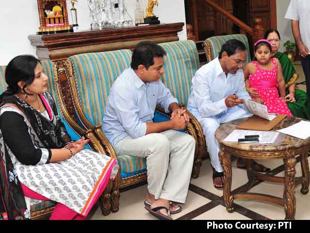 Telangana's Mega Survey: 'Super-Hit' Says KCR, Flawed Say Many Residents