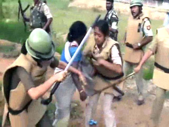 21 Injured in Assam-Nagaland Border as Protesters, Police Clash
