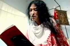 दस बातें : 14 साल से अनशन पर इरोम शर्मिला दस बातें : 14 साल से अनशन पर इरोम शर्मिला