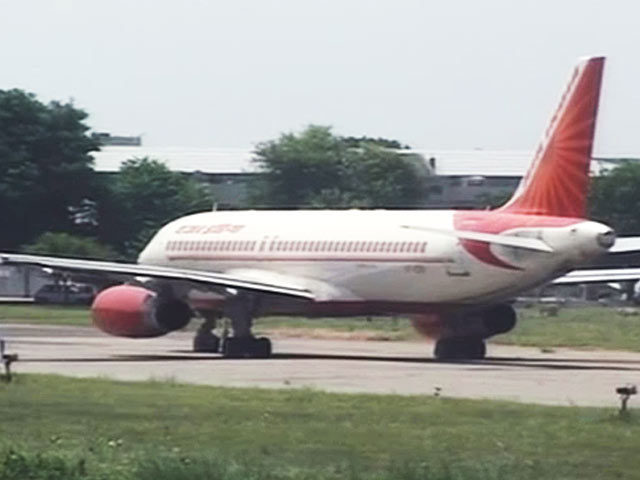 एयर इंडिया के विमान की जयपुर में इमरजेंसी लैंडिंग