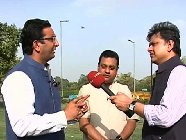 मुकाबला : क्या हम हंसना भूल रहे हैं?