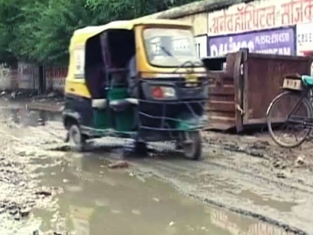 Videos : सीवर के पानी से बदहाल वाराणसी