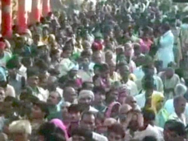 Video : 10 Killed in Temple Stampede in Madhya Pradesh