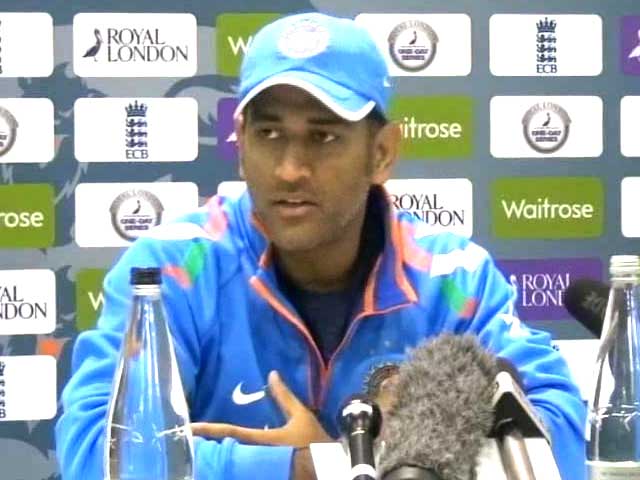 Video : Who is the Real Boss of Team India? MS Dhoni, BCCI Poles Apart