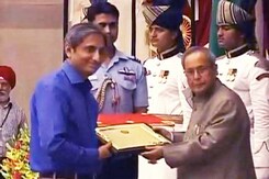 एनडीटीवी के रवीश कुमार को गणेश शंकर विद्यार्थी पुरस्कार एनडीटीवी के रवीश कुमार को गणेश शंकर विद्यार्थी पुरस्कार