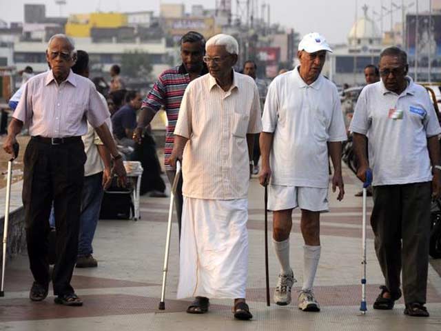 इंडिया 7 बजे : बुज़ुर्गों को सरकार का तोहफ़ा