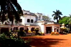 खबरों की खबर : विश्वभारती विश्वविद्यालय शर्मसार खबरों की खबर : विश्वभारती विश्वविद्यालय शर्मसार