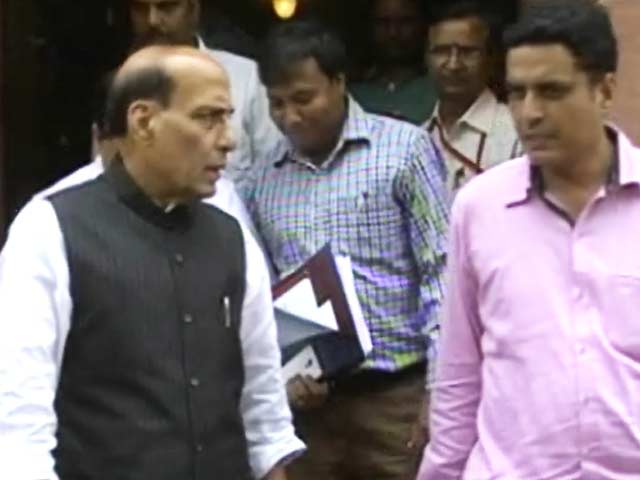 इंडिया इस हफ्ते : राजनाथ से जुड़े अफवाह पर पीएमओ की सफाई