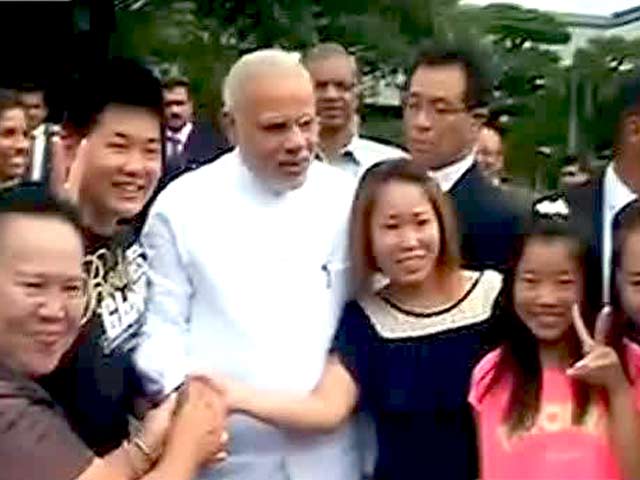 क्योटो के प्राचीन तोजी मंदिर गए पीएम नरेंद्र मोदी