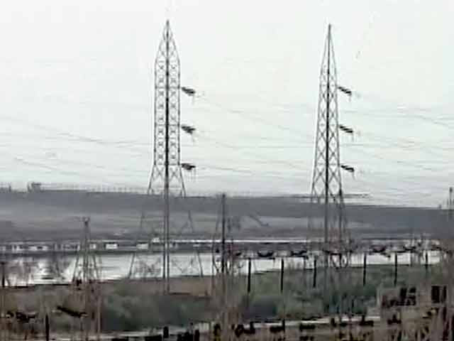 Videos : मुंबई के महालक्ष्मी, परेल, शिवड़ी और दादर इलाकों में बिजली गुल