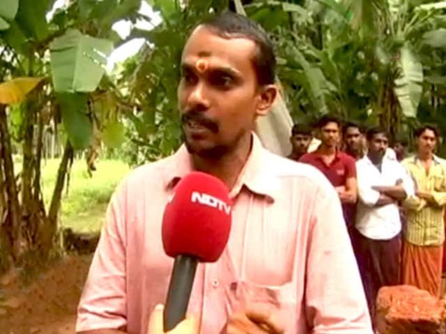 Video : Unending Cycle of Political Violence Keeps This Town in Kerala Divided