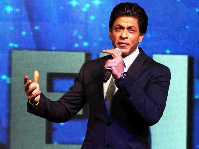 Video : Shah Rukh Khan is a <i>Fan</i>