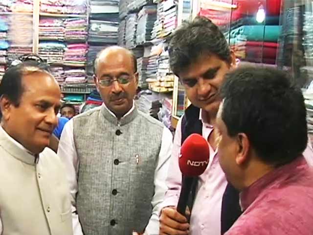 मुकाबला : व्यापारियों को सरकार से क्या है उम्मीदें?