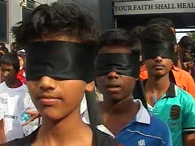 Video : When Bangaloreans Walked Blindfolded