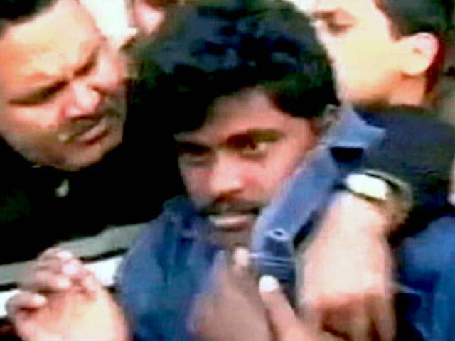 Video : Nithari Killer Surinder Koli's Execution Put on Hold in Midnight Order