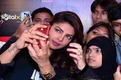 Priyanka Chopra Spends Time With Fans Priyanka Chopra Spends Time With Fans