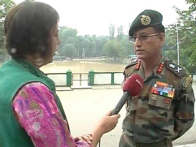 Video : Watch: Soldiers Asked to Remain Calm if Attacked with Stones, says Kashmir Army Commander