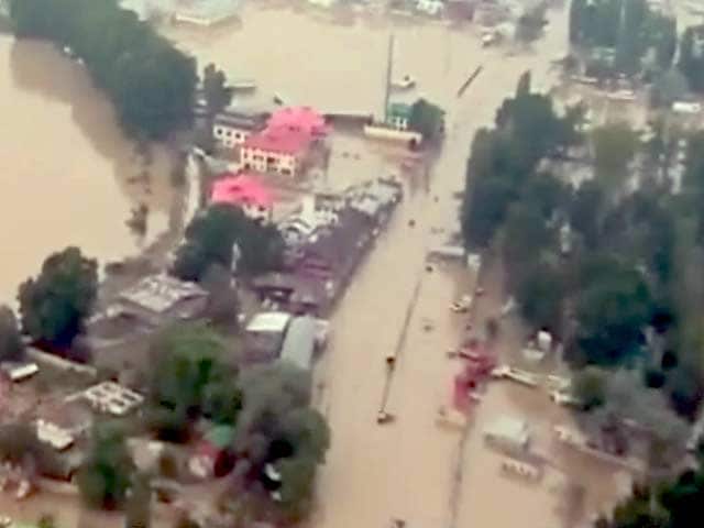 Video : खबरों की खबर : बाढ़ के बाद बीमारी का खतरा!