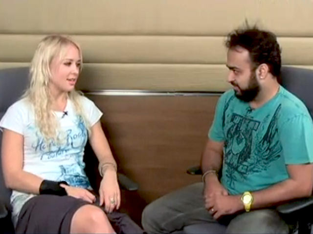 The MJ Show: Meet Jessica Wolf and Shane Filan