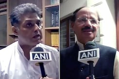 बोलने के लिए किसी 'अलंकरण' की जरूरत नहीं : मनीष तिवारी बोलने के लिए किसी 'अलंकरण' की जरूरत नहीं : मनीष तिवारी