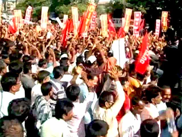 Unions Call 'Total' Transport Strike in West Bengal Today