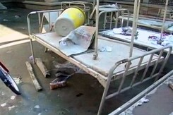 In Flood-Ravaged Kashmir, 70 Lakh People Depend on One Hospital In Flood-Ravaged Kashmir, 70 Lakh People Depend on One Hospital