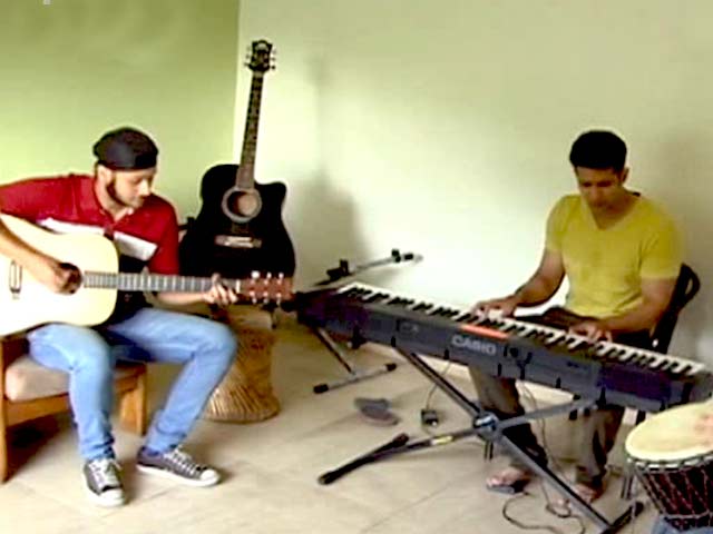 Job Hopping: Career Suicide or Wise Career Strategy?