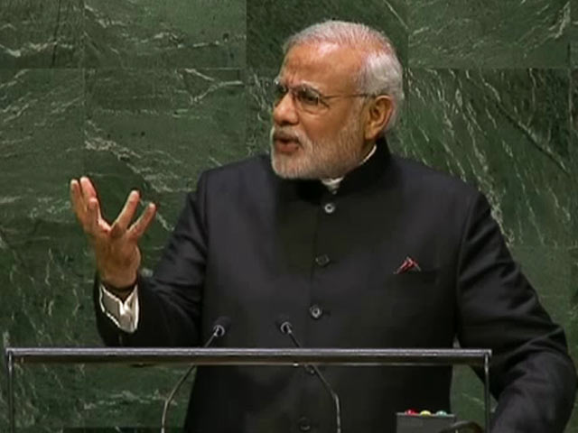 जी−8 और जी−20 जैसे समूहों पर मोदी ने उठाया सवाल