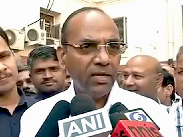 केंद्रीय मंत्री अनंत गीते का इस्तीफा देने से इनकार