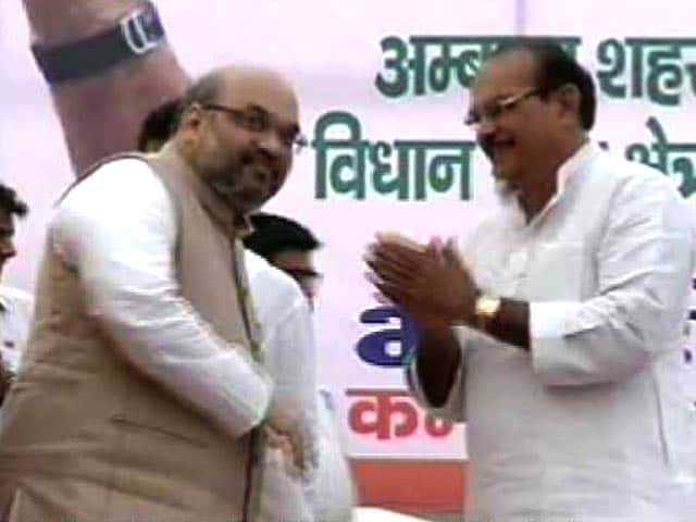 Amit Shah's Photo-op With Controversial Politician Sparks Buzz