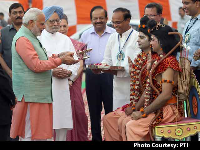 Prime Minister Narendra Modi Attends Dussehra Celebrations at Subhash Ground