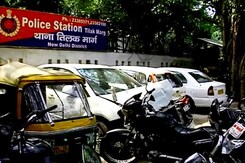 कैसे साफ होंगे दिल्ली के थाने? कैसे साफ होंगे दिल्ली के थाने?