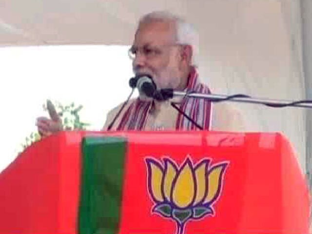 Video : PM Takes on Pawar, Says Silence on Sena 'Out of Respect for Balasaheb'